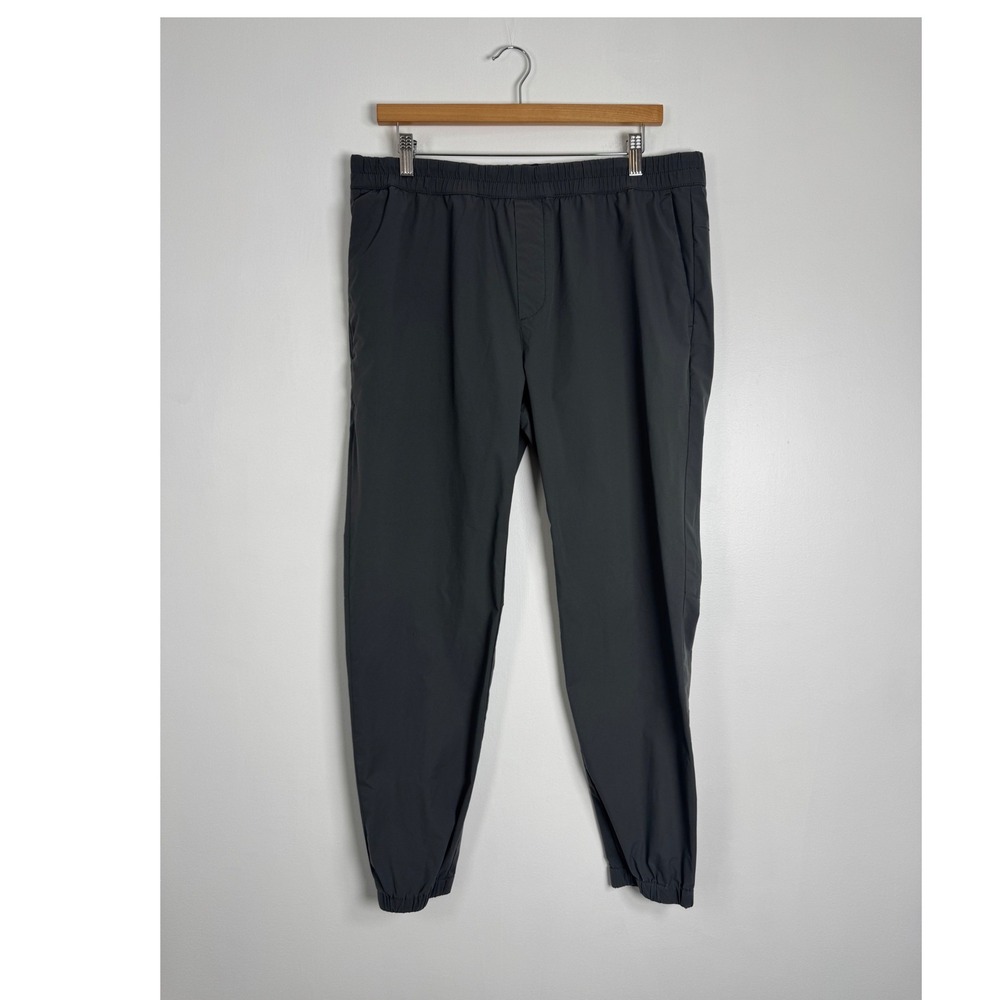 Athleisure Banana Republic Mens L Slim Fit Joggers Gray Performance‎ Tech Pants